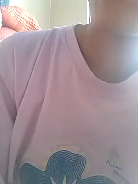 Snapshot of chipuca chatting on 10.18.25 chipuca online show from 10.18.25