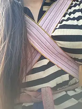 Snapshot of chipuca chatting on 10.29.25 chipuca online show from 10.29.25