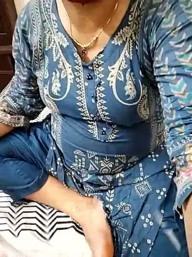 Hot Boude online show from 10.22.25