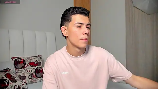 Snapshot of FireGuy_99 chatting on 01.09.26 FireGuy 99 online show from 01.09.26