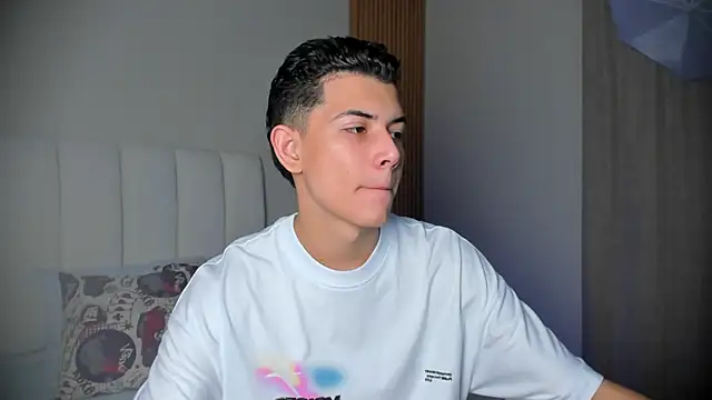 Snapshot of FireGuy_99 chatting on 01.10.26 FireGuy 99 online show from 01.10.26