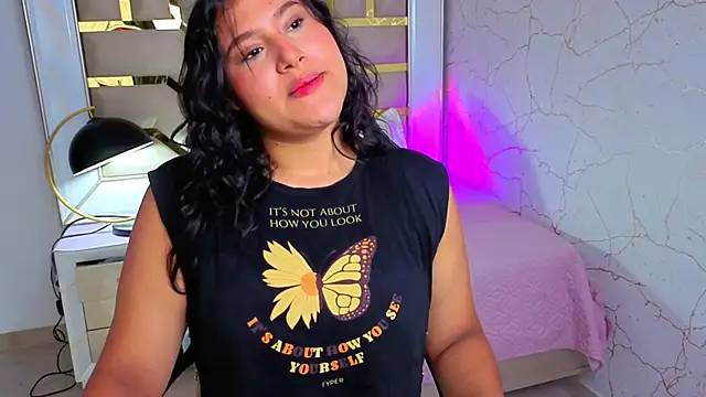 luna jonezz online show from 11.06.25