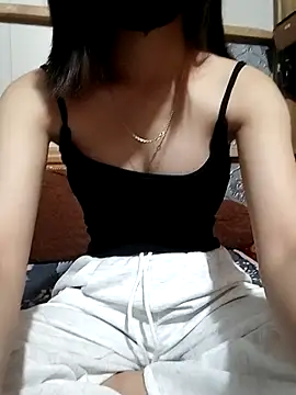 Snapshot of Katy68 chatting on 12.03.25 Katy68 online show from 12.03.25