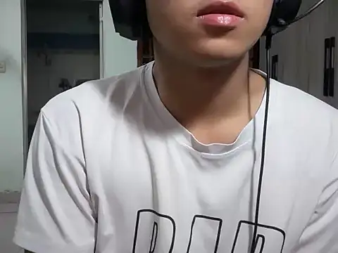 Snapshot of kave2033 chatting on 02.07.26 kave2033 online show from 02.07.26