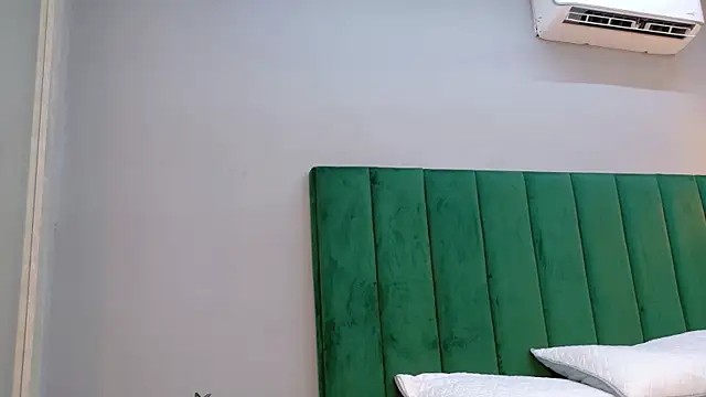 NaughtyHally  online show from 06.25.26