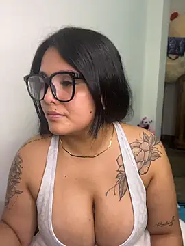 Mellani luod online show from 05.18.26