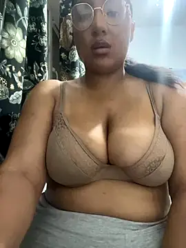 CocoRaexx online show from 10.26.25