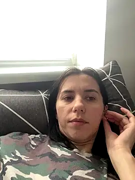 oliviya mur online show from 11.12.25