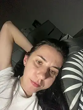 oliviya mur online show from 11.25.25