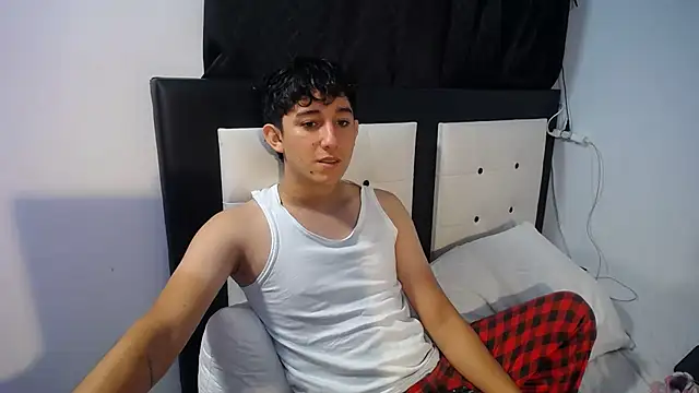 Snapshot of Dravith_Valery chatting on 02.13.26 Dravith Valery online show from 02.13.26