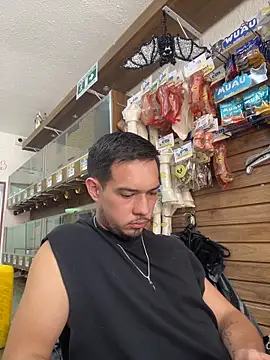 Leonardmoppet online show from 10.22.25