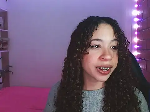 Snapshot of Medussa3033 chatting on 03.01.26 Medussa3033 online show from 03.01.26