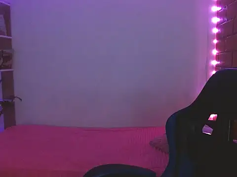 Snapshot of Medussa3033 chatting on 03.09.26 Medussa3033 online show from 03.09.26