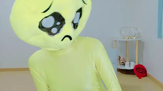 TSUKI circle online show from 11.14.25