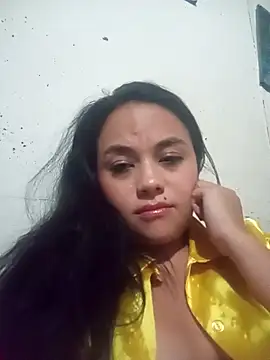Syrinna94 online show from 10.22.25
