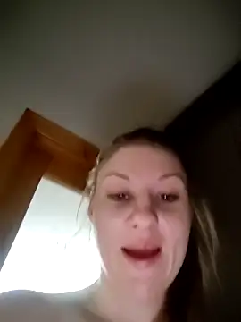 SandyCassie online show from 03.16.26