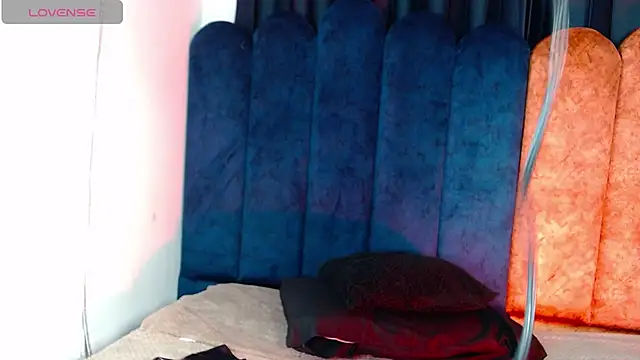 antonella rosecs online show from 03.04.26