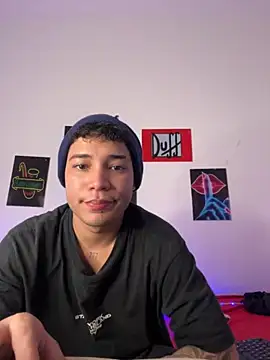 Snapshot of Yeyei77 chatting on 11.23.25 Yeyei77 online show from 11.23.25