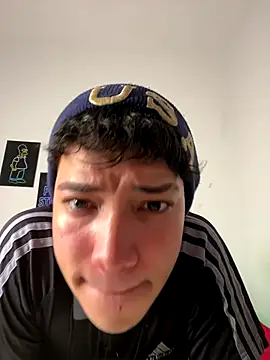 Snapshot of Yeyei77 chatting on 12.18.25 Yeyei77 online show from 12.18.25