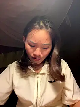 Snapshot of Saomai25 chatting on 10.27.25 Saomai25 online show from 10.27.25