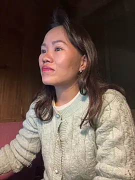 Snapshot of Saomai25 chatting on 12.17.25 Saomai25 online show from 12.17.25