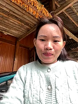 Snapshot of Saomai25 chatting on 12.18.25 Saomai25 online show from 12.18.25