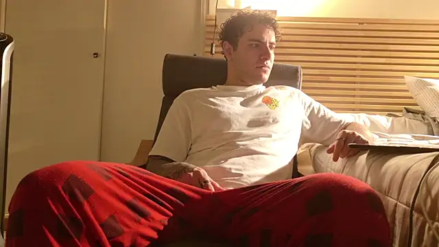 KevinWolf777 online show from 12.03.25