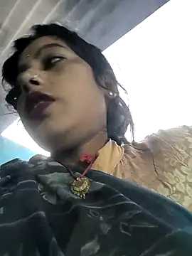 Snapshot of Ragni_bhargav chatting on 12.17.25 Ragni bhargav online show from 12.17.25