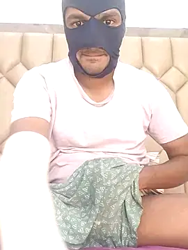 Snapshot of Mysterious_Prince chatting on 12.03.25 Mysterious Prince online show from 12.03.25