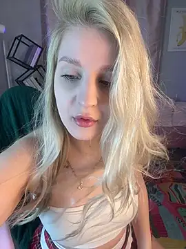 cold blondie online show from 06.13.26
