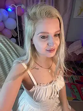 cold blondie online show from 06.19.26