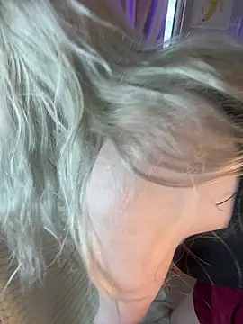 cold blondie online show from 06.26.26