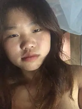 Snapshot of bumbaba chatting on 10.27.25 bumbaba online show from 10.27.25