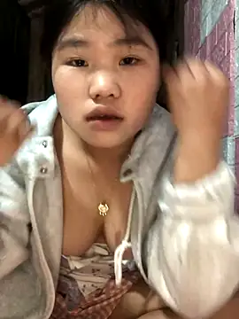 Snapshot of bumbaba chatting on 11.03.25 bumbaba online show from 11.03.25