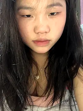 Snapshot of bumbaba chatting on 11.17.25 bumbaba online show from 11.17.25