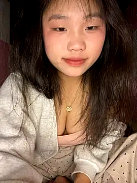 Snapshot of bumbaba chatting on 11.22.25 bumbaba online show from 11.22.25