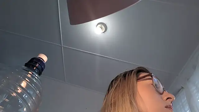 Snapshot of DemigoddessLexie chatting on 10.25.25 DemigoddessLexie online show from 10.25.25