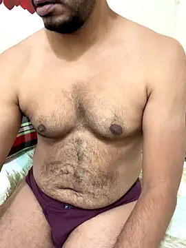 Handsome8677 online show from 11.04.25