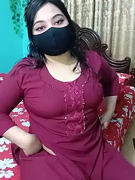 Snapshot of Porimoni22 chatting on 05.25.26 Porimoni22 online show from 05.25.26