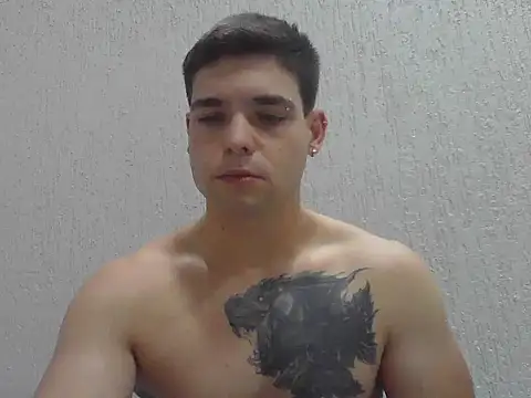 Snapshot of Zure-xxx chatting on 11.07.25 Zure-xxx online show from 11.07.25