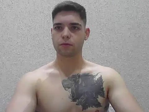 Snapshot of Zure-xxx chatting on 03.06.26 Zure-xxx online show from 03.06.26