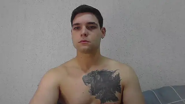 Snapshot of Zure-xxx chatting on 06.03.26 Zure-xxx online show from 06.03.26