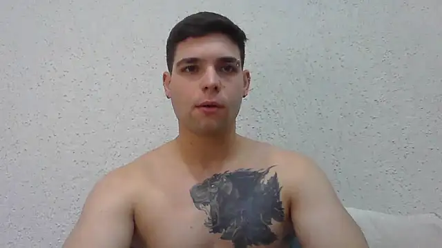 Snapshot of Zure-xxx chatting on 07.07.26 Zure-xxx online show from 07.07.26