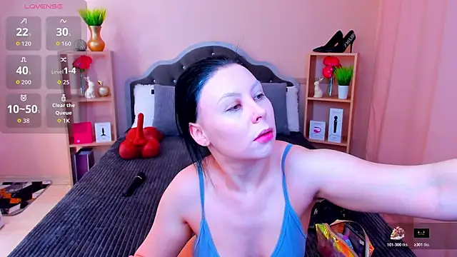 ChloeBrut online show from 11.10.25