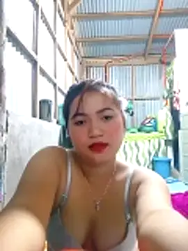 Snapshot of XxxHotCouples4u chatting on 11.13.25 XxxHotCouples4u online show from 11.13.25