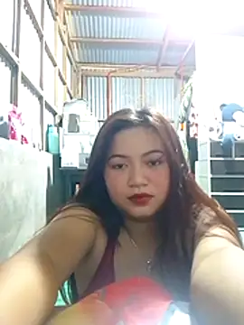 Snapshot of XxxHotCouples4u chatting on 11.18.25 XxxHotCouples4u online show from 11.18.25