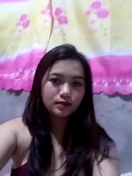 Snapshot of XxxHotCouples4u chatting on 03.28.26 XxxHotCouples4u online show from 03.28.26