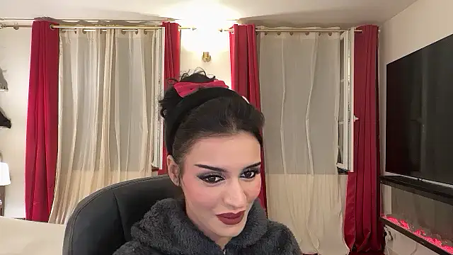 Snapshot of Lailawick chatting on 03.11.26 Lailawick online show from 03.11.26