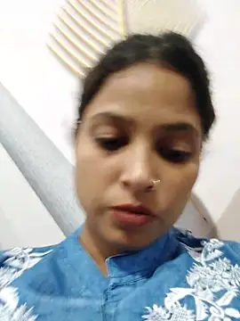 Snapshot of Anshika1431 chatting on 10.30.25 Anshika1431 online show from 10.30.25