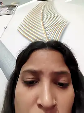 Snapshot of Anshika1431 chatting on 11.22.25 Anshika1431 online show from 11.22.25